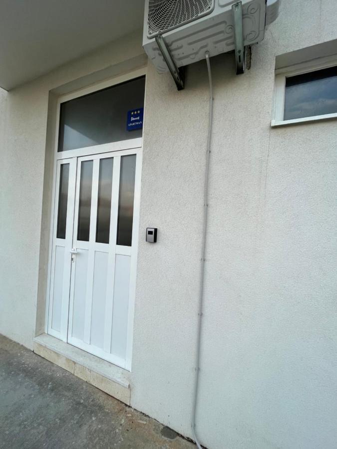 Apartment Kairos Trogir Exterior photo